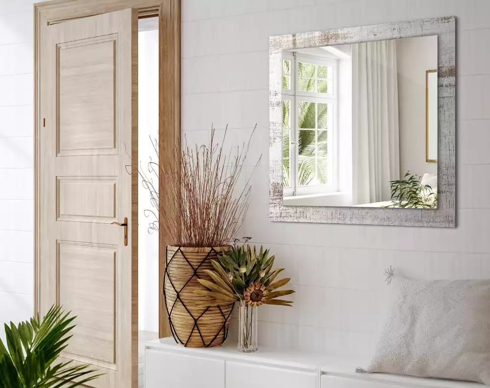 Espelho com moldura decorada Madeira velha