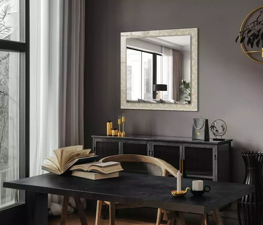 Espelho com moldura decorada Enfeites amarelos