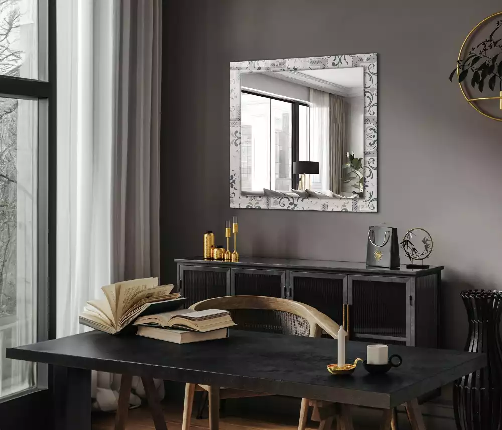 Espelho com moldura decorada Ornamentos com padrões de azulejos