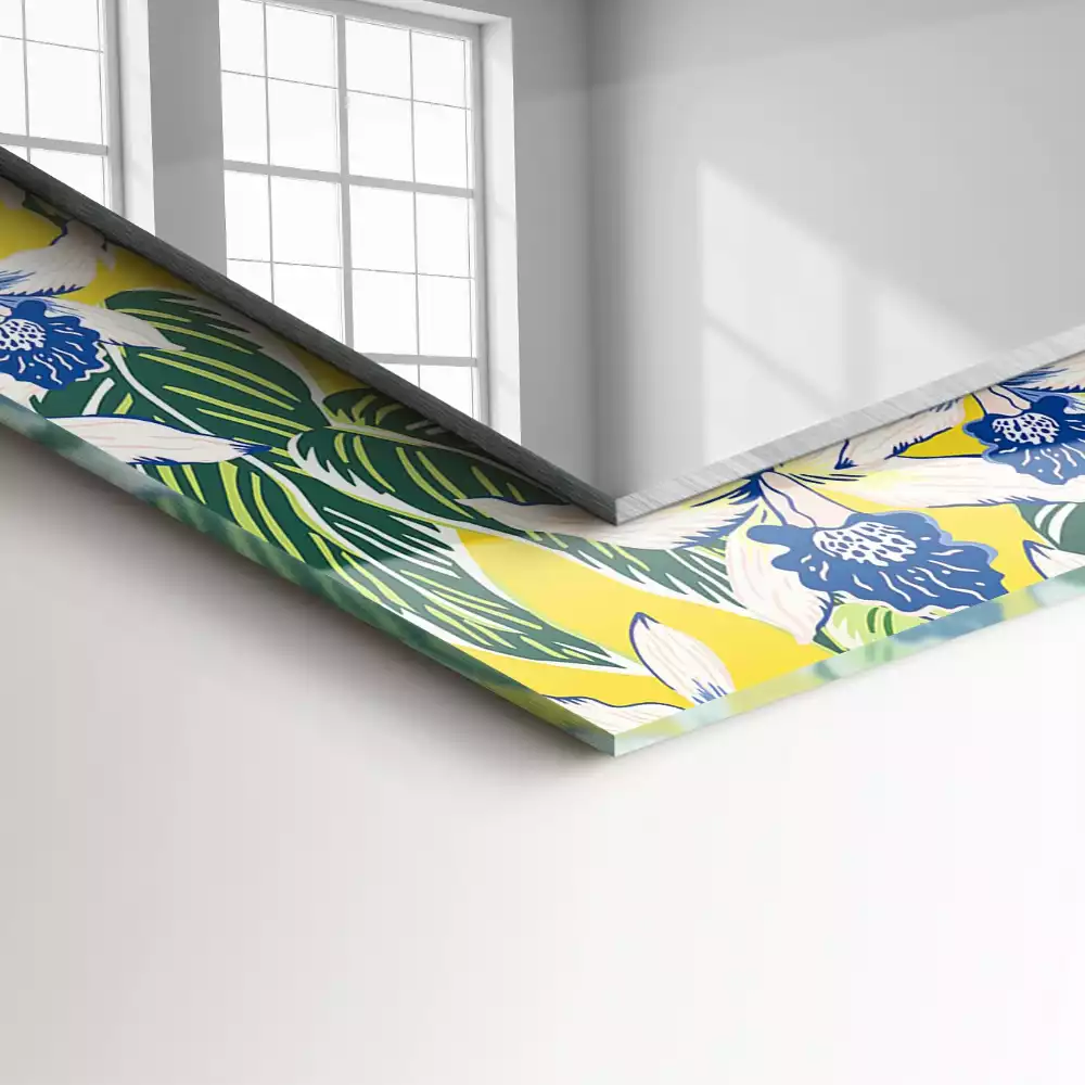 Espelho com moldura decorada Flores e folhas