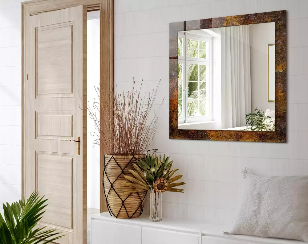 Espelho com moldura decorada Superfície de metal enferrujada