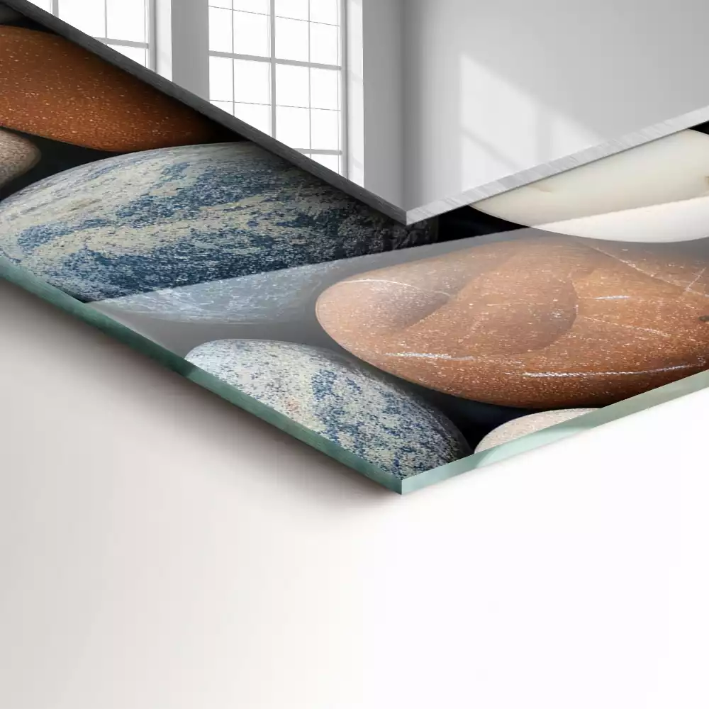 Espelho com moldura decorada Pedras lisas coloridas